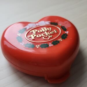 Polly Pocket Red heart christmas wonderland winter NO figure